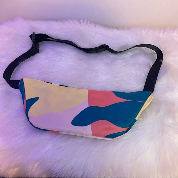 Sephora Belt Bag (Fanny pack) + Sephora ID Lanyard Bundle - Picture 3 of 5